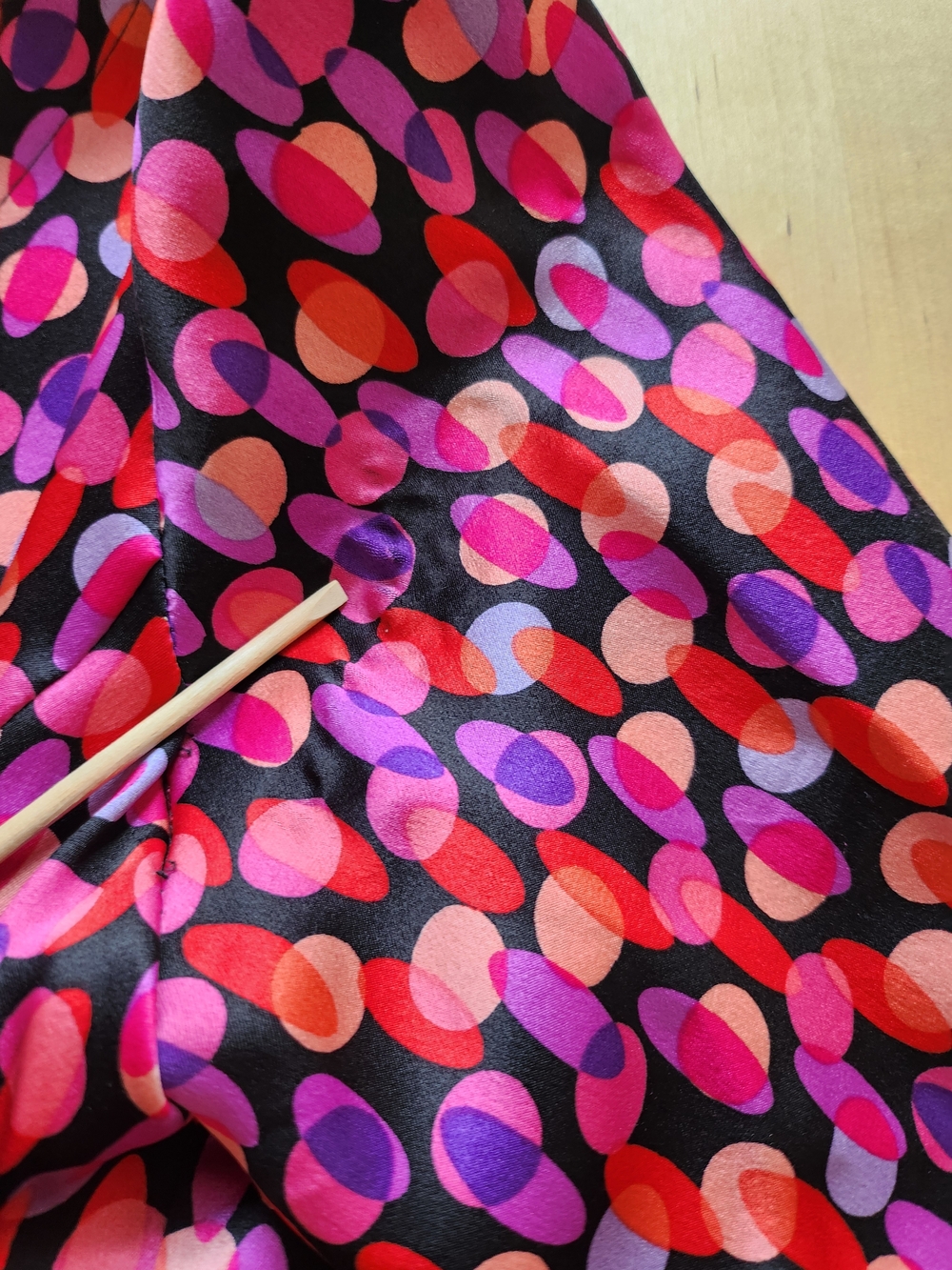 100% Silk Y2K Flared Cuff Disco Blouse - Picture 10 of 11